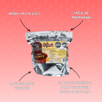 Textura de salsa de chamoy producto con snacks con chamoy Chilaca Chilitos