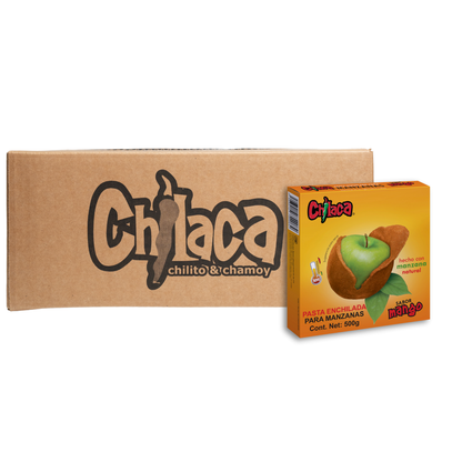 Detalle de caja de pasta para forrar manzanas en polvo con enchilacador en polvo Chilaca Chilitos
